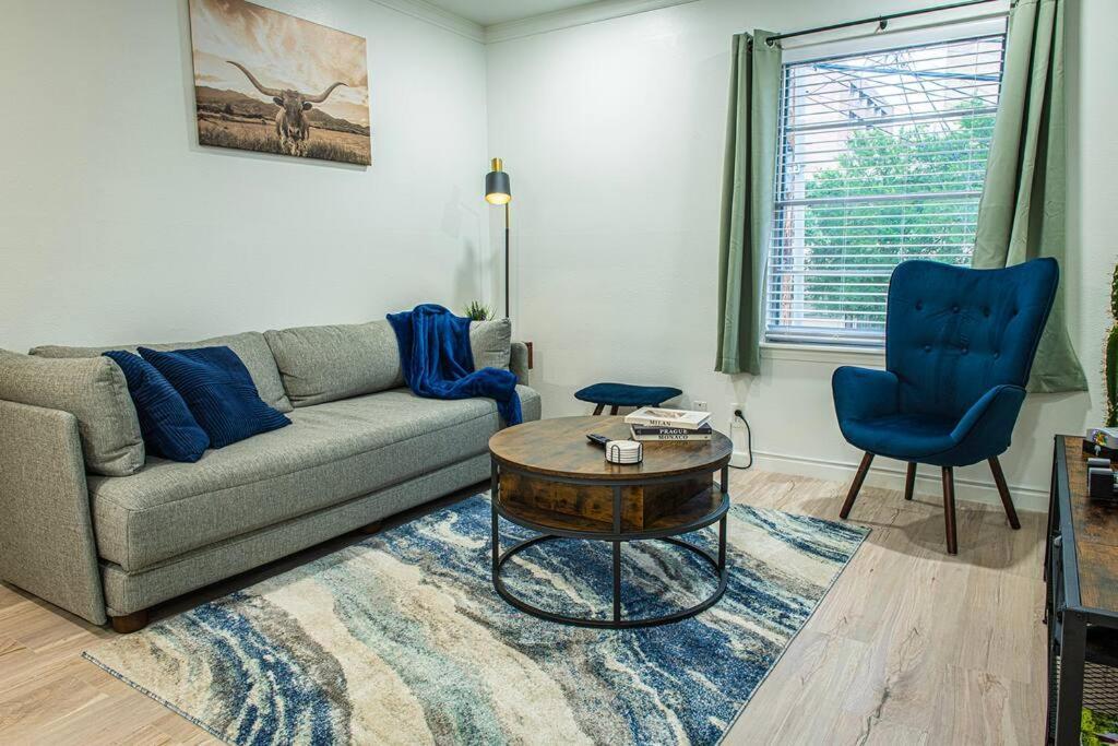 Downtown Austin Suite Retreat Exterior photo